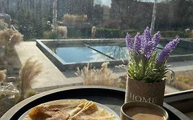 Sveti Konstantin I Helena Premium Apart